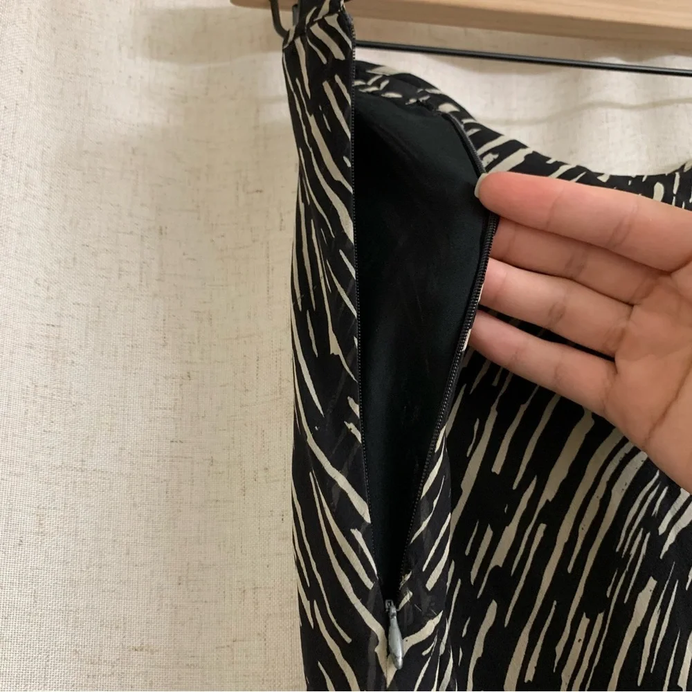 The Limited 100% Silk Black White Midi Animal Zebra Print Style Flowy Lace Skirt - Picture 9 of 9